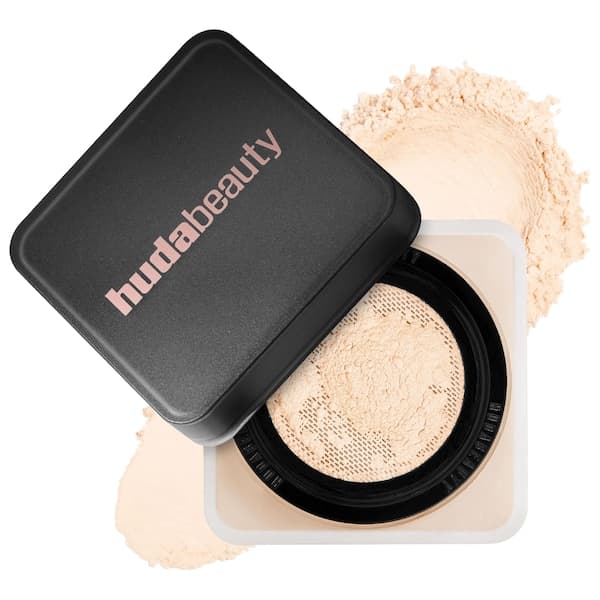 HUDA BEAUTY — Easy Bake Blurring Loose Baking & Setting Powder